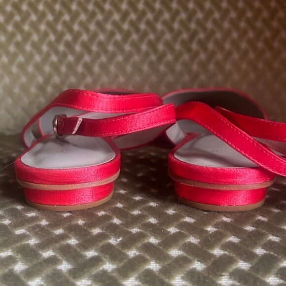 By Anthropologie Ankle-Wrap Adjustable Strap Pointy Toe Cherry Red Kitten Flats - Picture 3 of 16